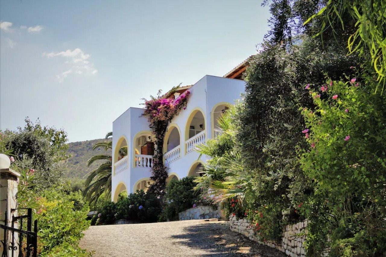 Dionysos Apartments Apraos Dış mekan fotoğraf
