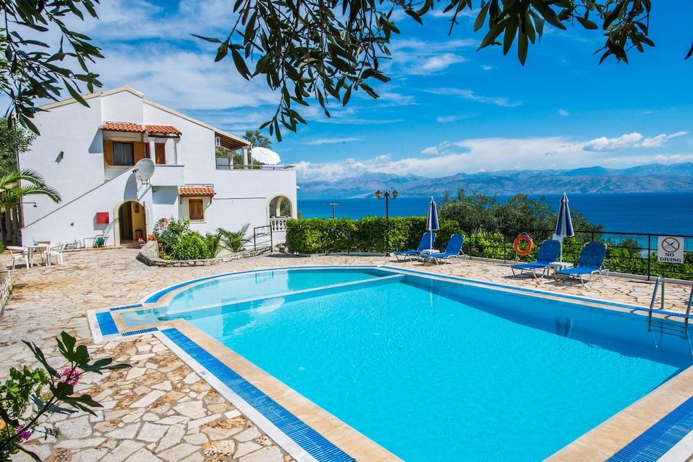 Dionysos Apartments Apraos Dış mekan fotoğraf