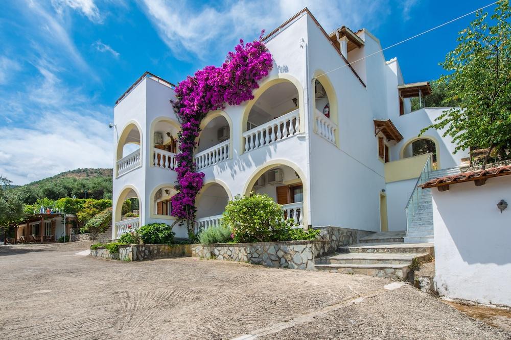 Dionysos Apartments Apraos Dış mekan fotoğraf