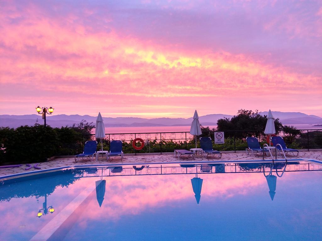 Dionysos Apartments Apraos Dış mekan fotoğraf