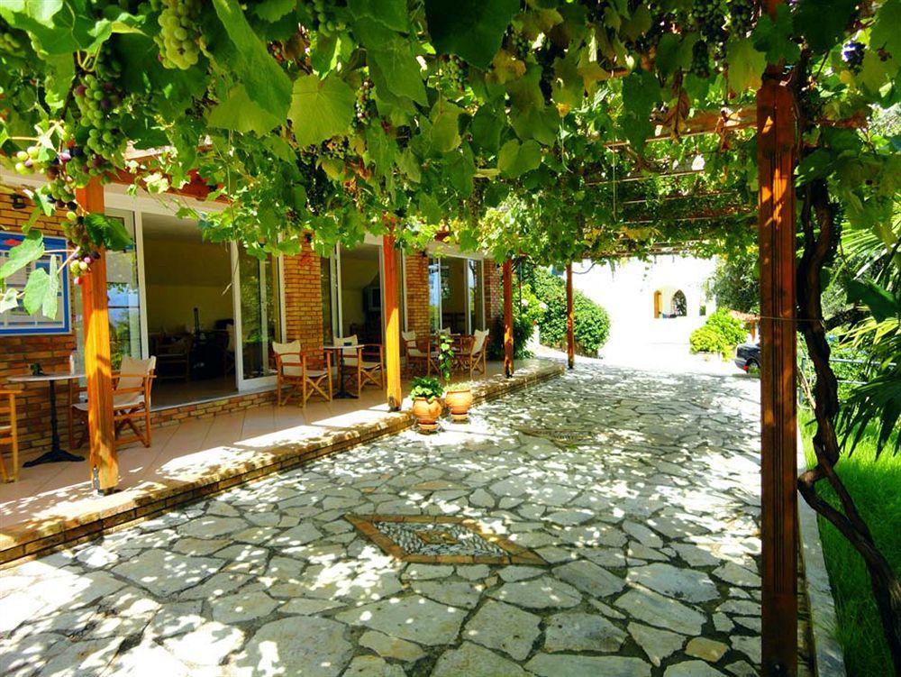 Dionysos Apartments Apraos Dış mekan fotoğraf