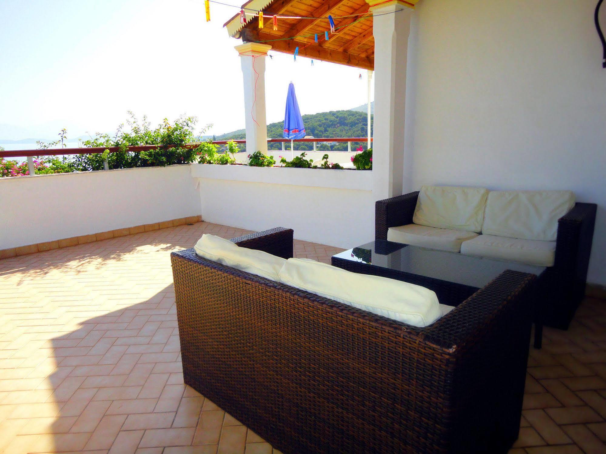 Dionysos Apartments Apraos Dış mekan fotoğraf