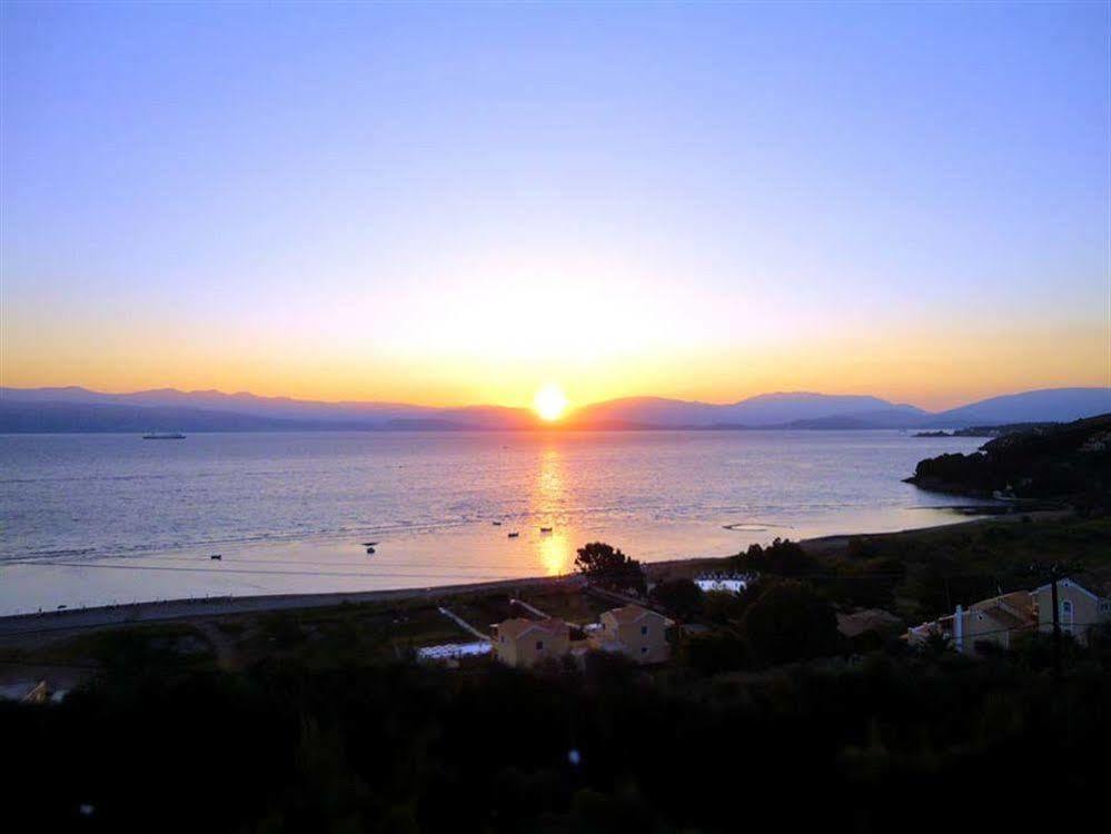 Dionysos Apartments Apraos Dış mekan fotoğraf